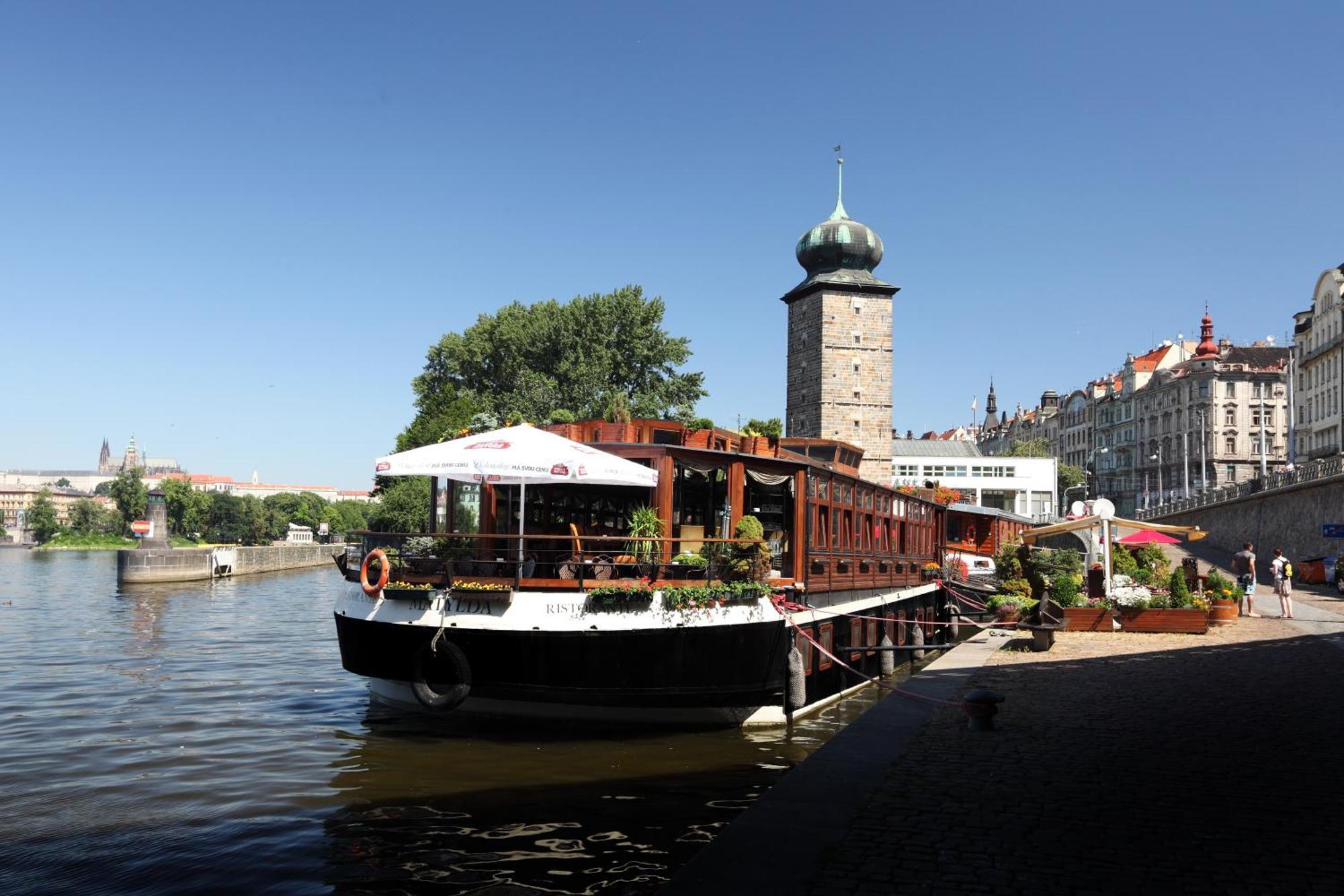 Boat Hotel Matylda Prague Exterior photo